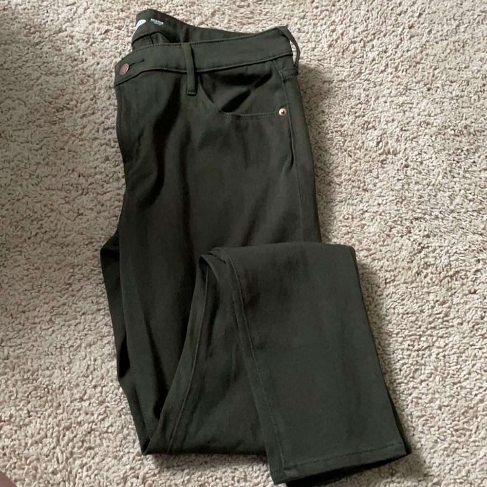 EUC Old Navy Olive Green Rockstar Jeans
